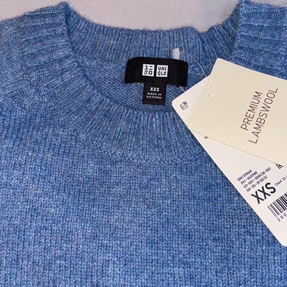 Uniqlo 100% Premium Lambswool Crewneck Sweater - Picture 7 of 8
